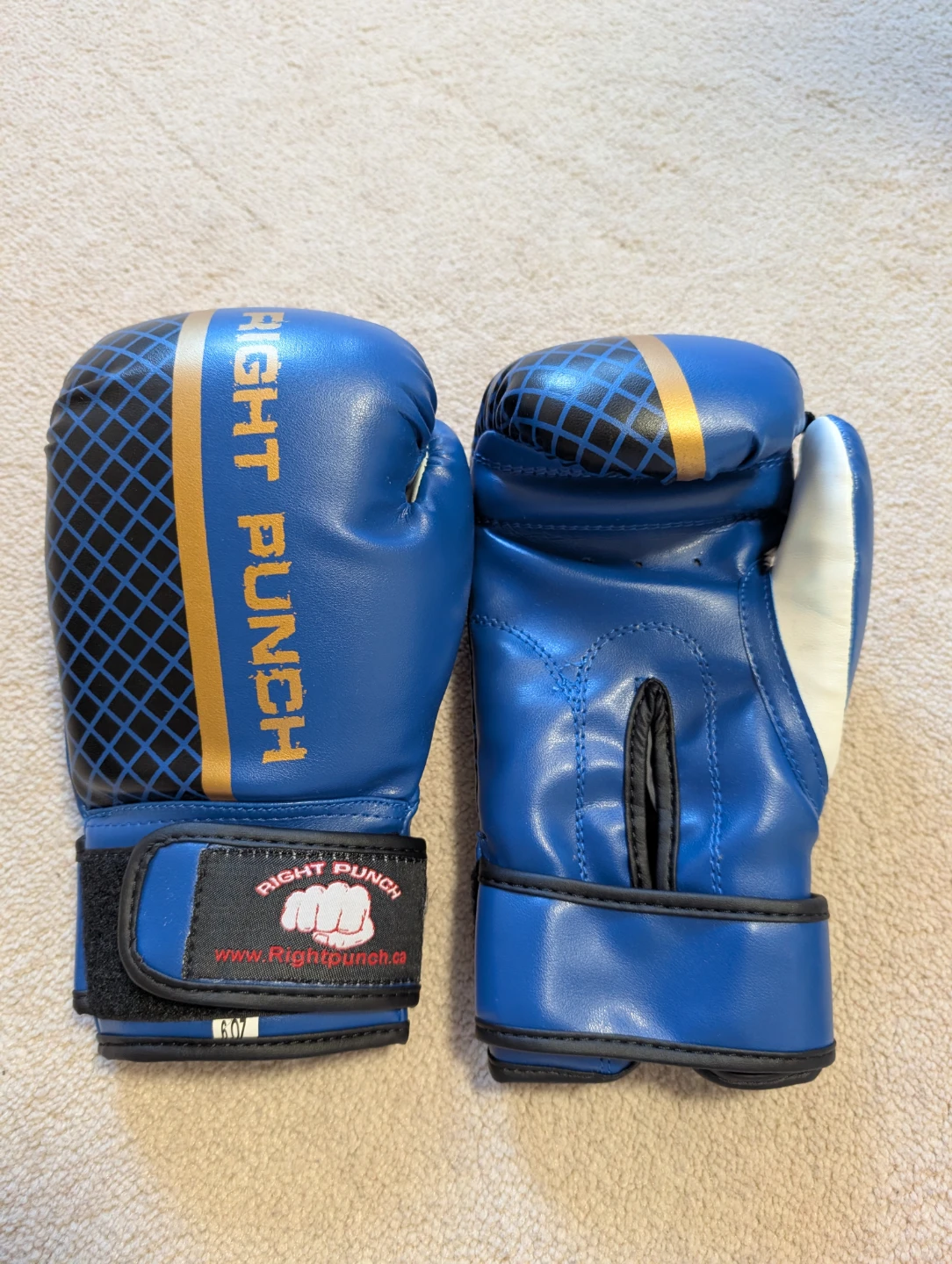 Right Punch Blue Boxing Gloves 6 oz - photo 4
