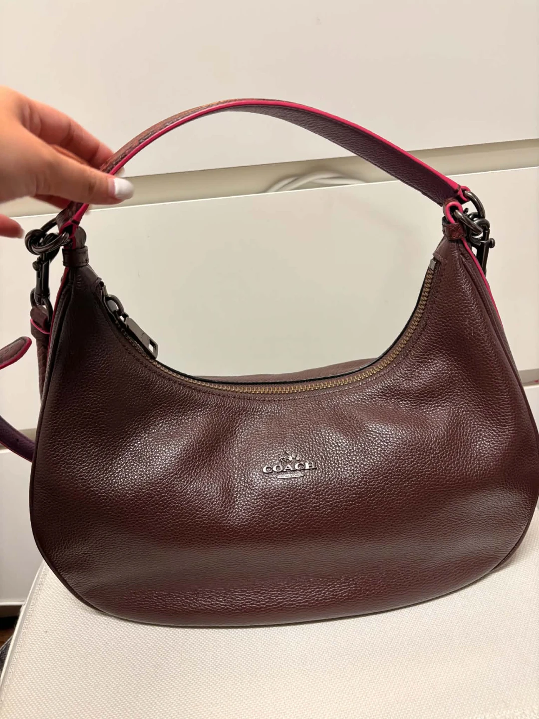 Coach Harley East West Pebble Leather Hobo Oxblood - photo 5