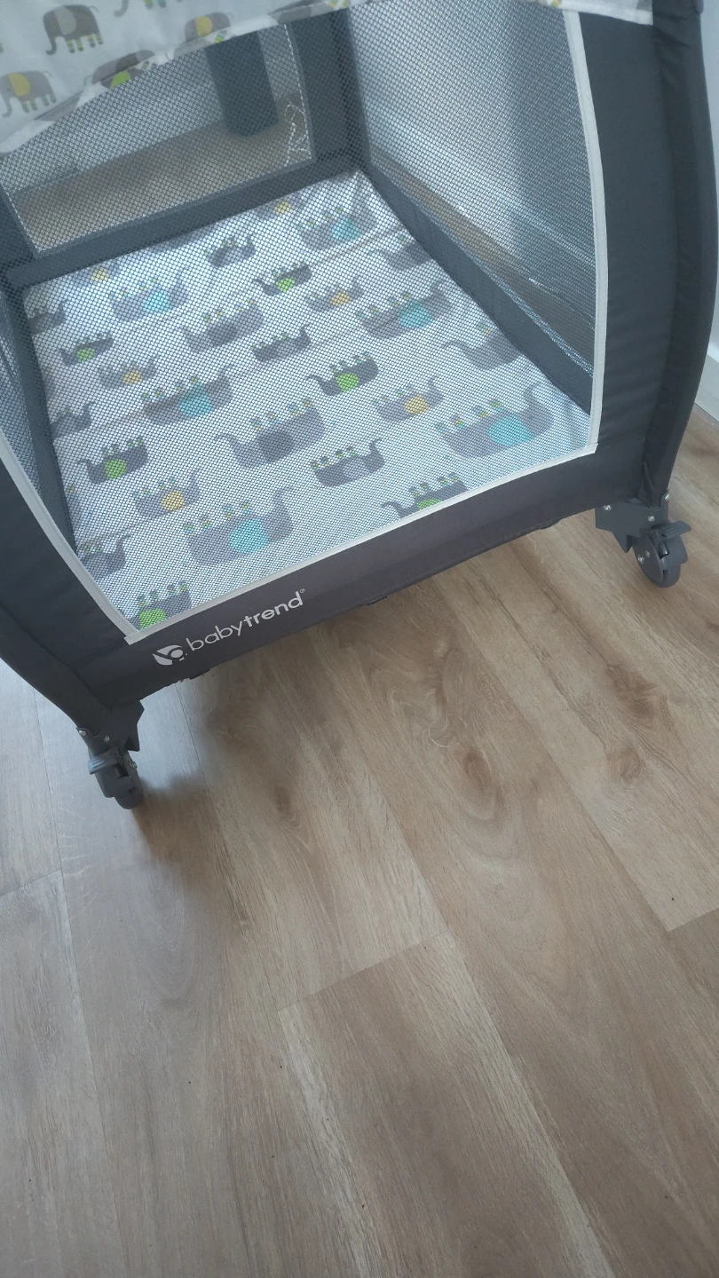 Baby Trend Playard Portable Crib with Bassinet - Elephant Print - photo 3