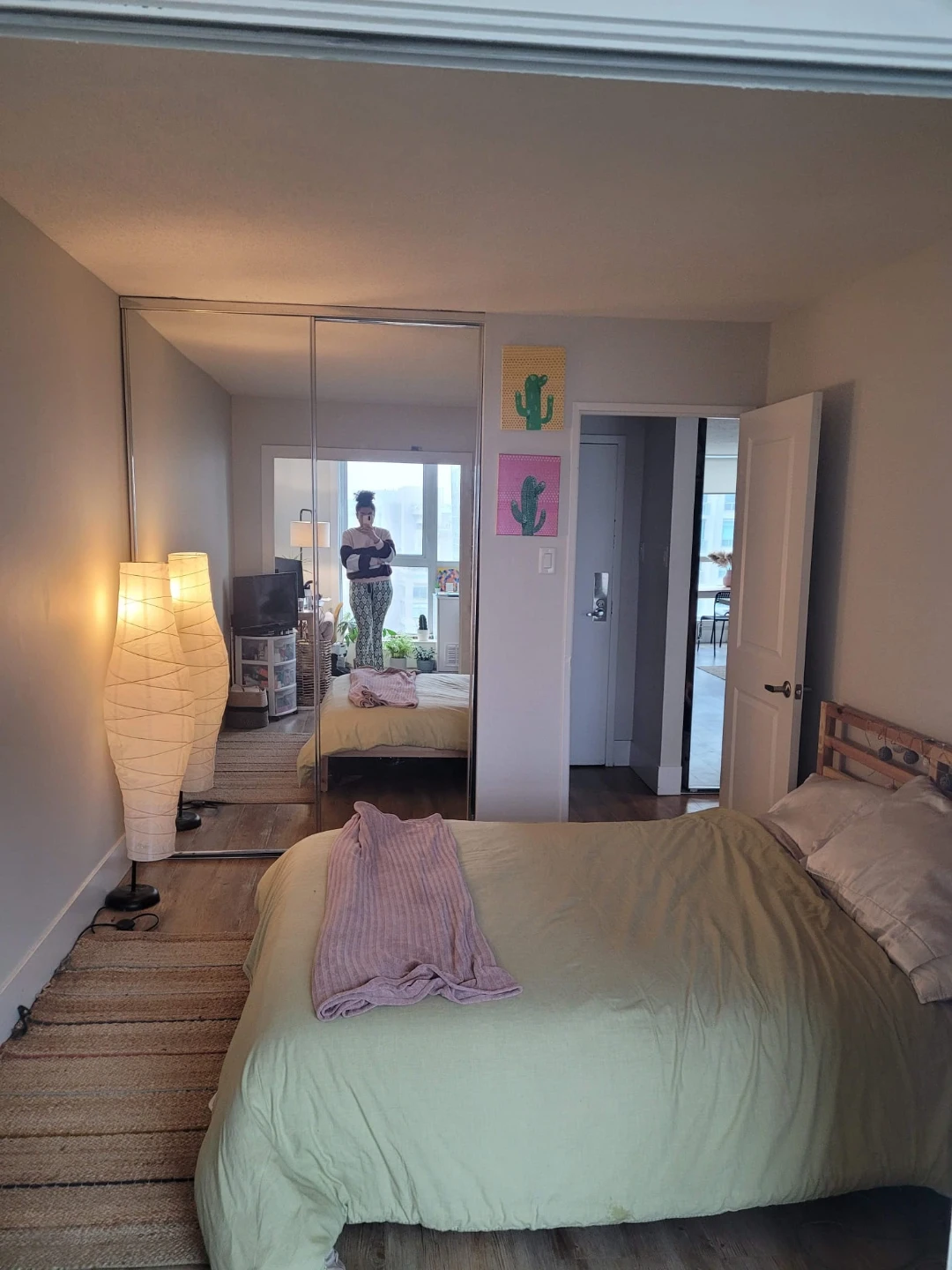 2 IKEA Single Beds - Excellent condition - photo 2