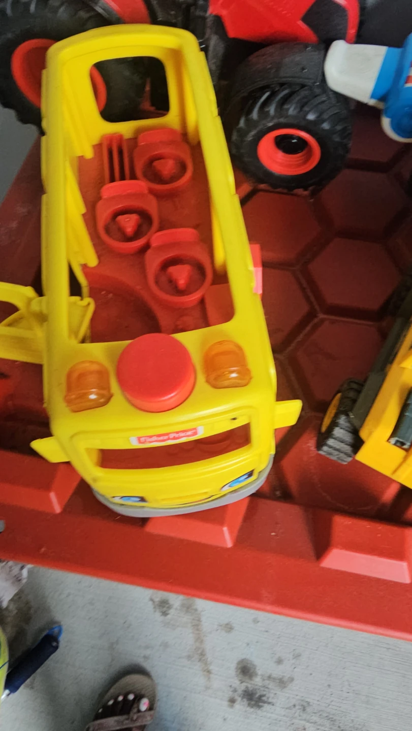 Fisher-Price Little People & Paw Patrol Toys - photo 5