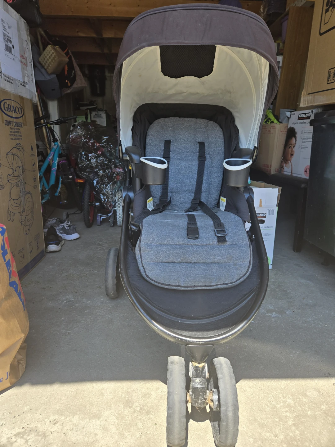 Graco Stroller with Rain Cover