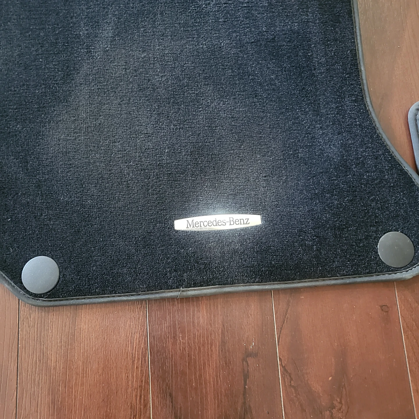 2012 Mercedes-Benz C300 OEM Carpet Floor Mats – Full Set (W204) - photo 4
