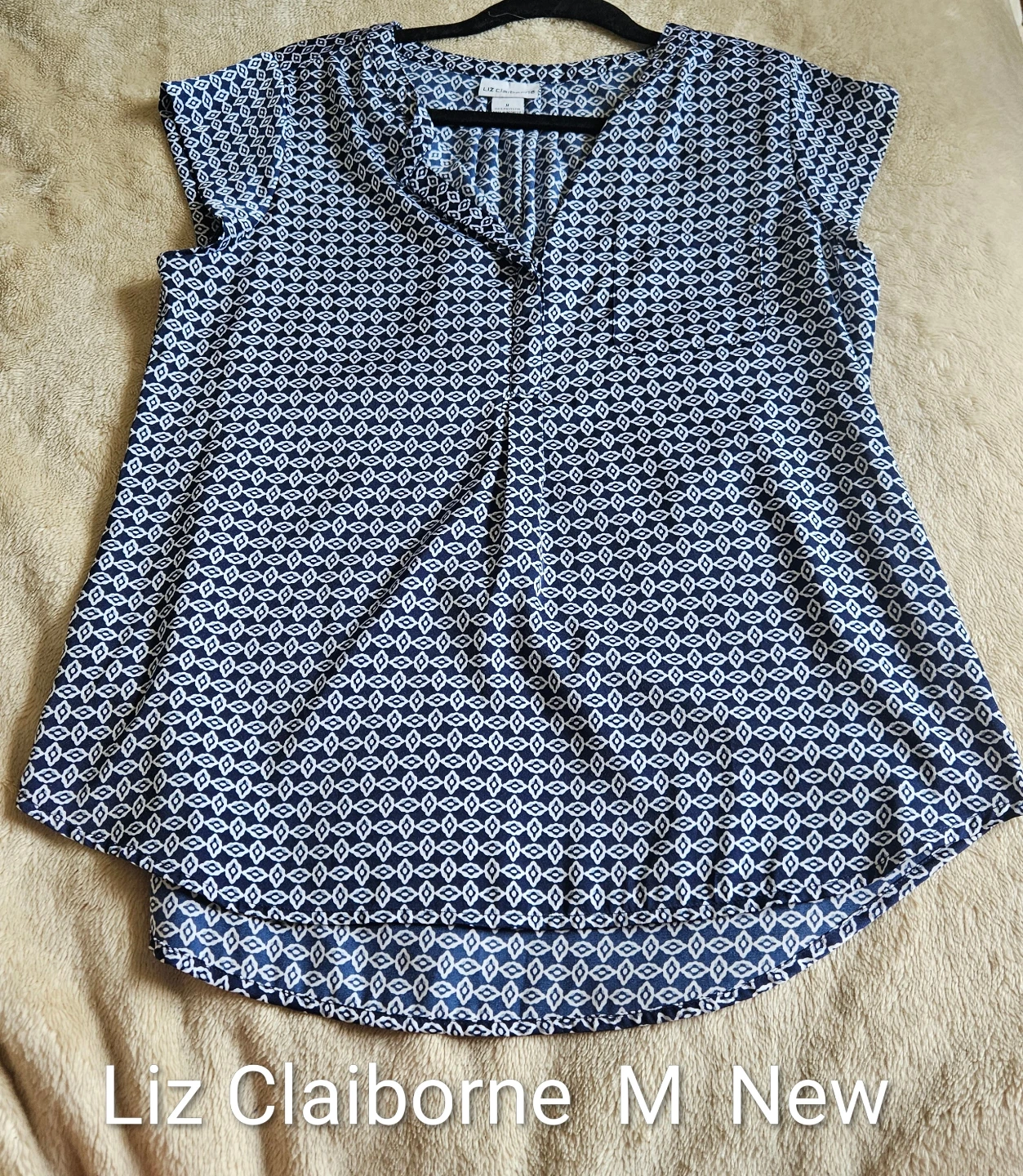 NEW! Liz Claiborne Blouse Size M