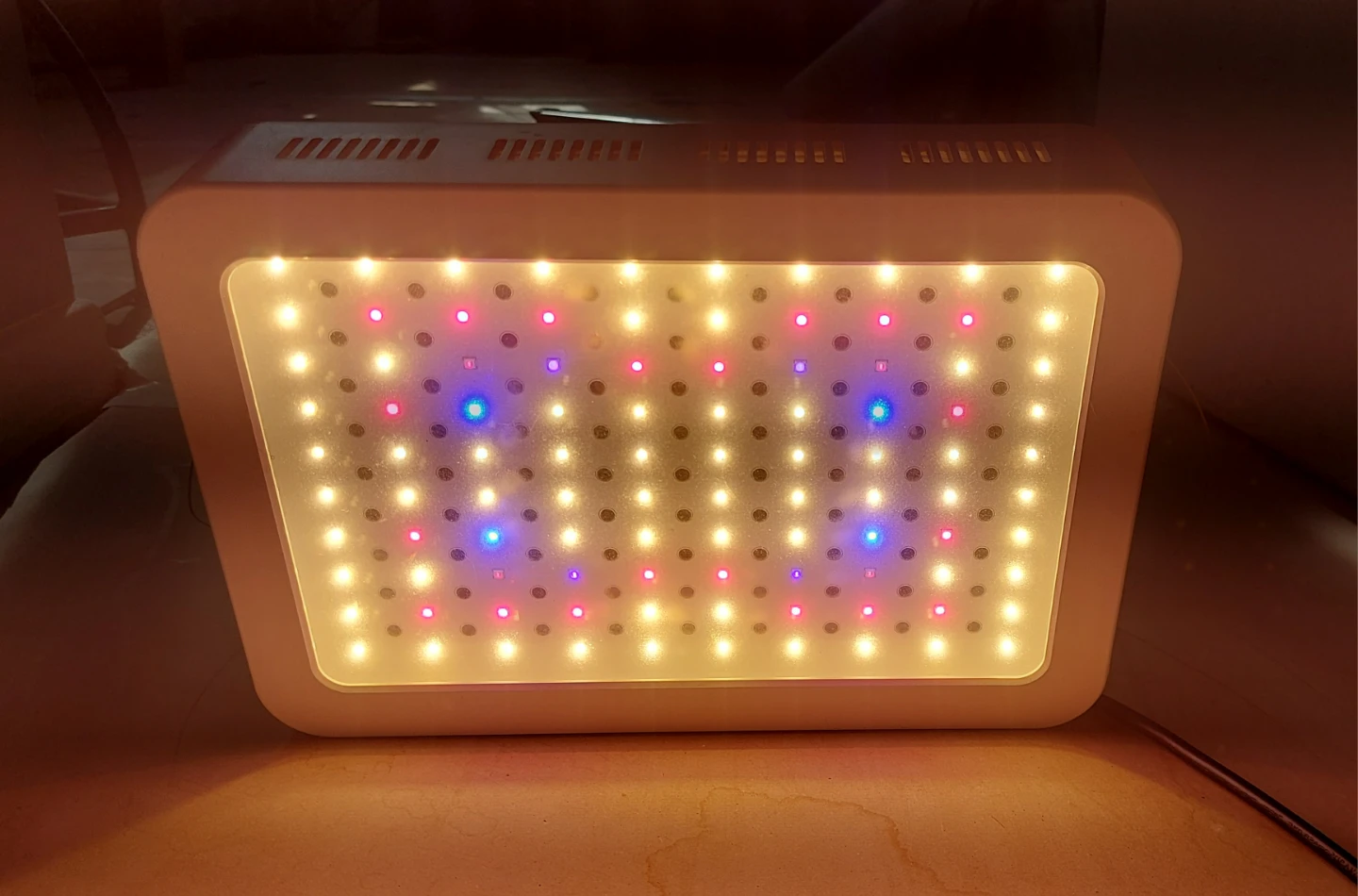 LED Customizable Full or Seedling Spectrum Grow Light