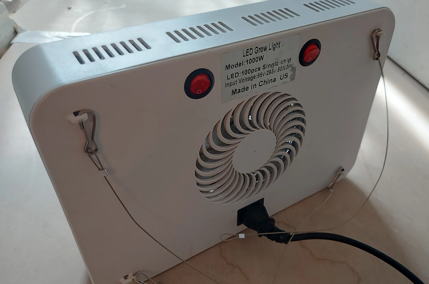 LED Customizable Full or Seedling Spectrum Grow Light - photo 4