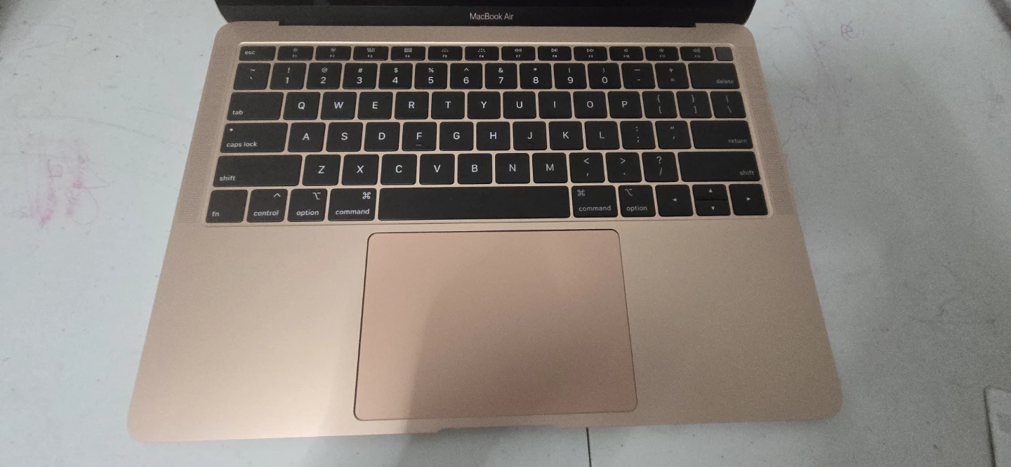 Apple MacBook Air 13-inch - photo 4