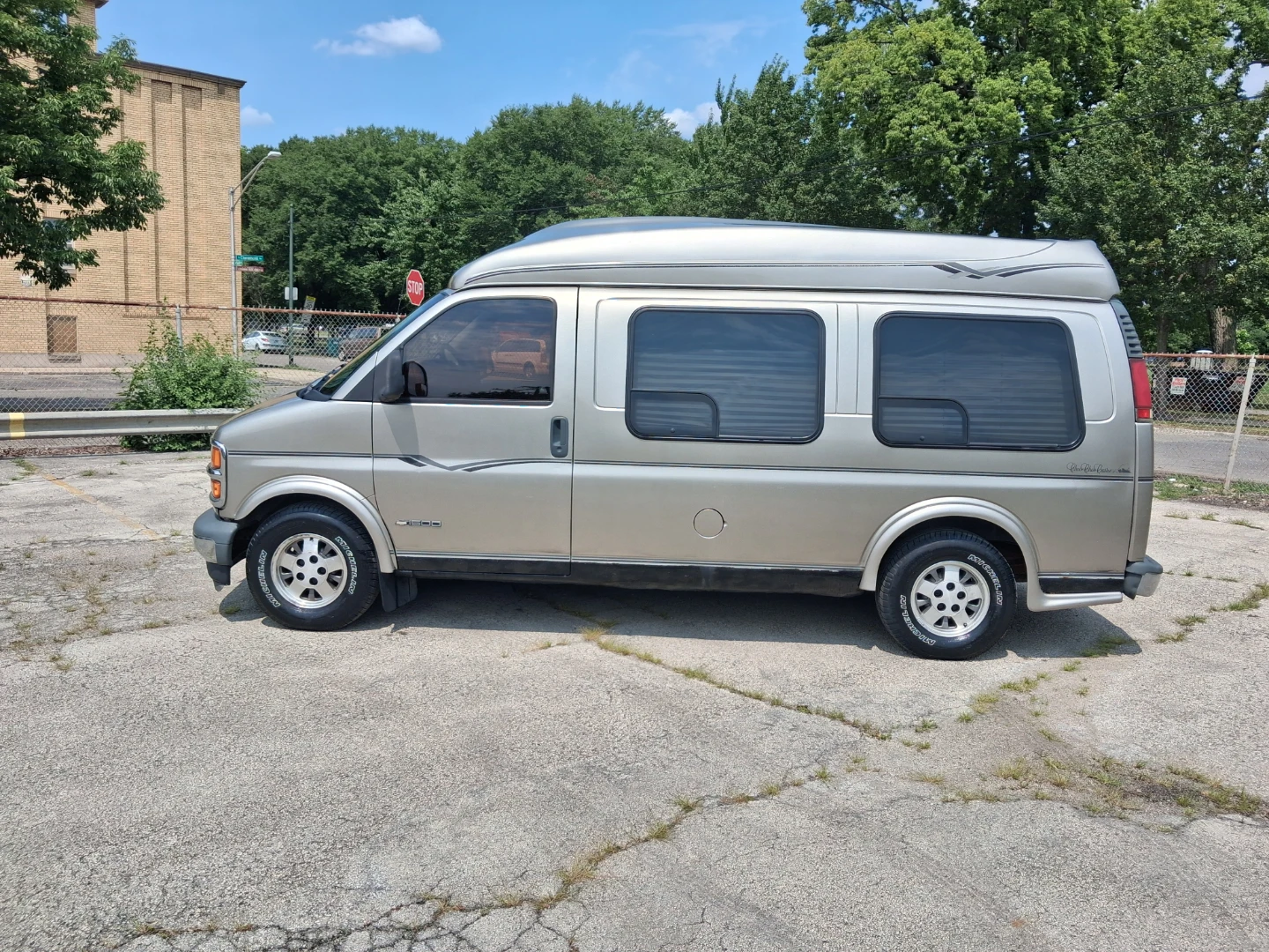 Chevrolet express - photo 4