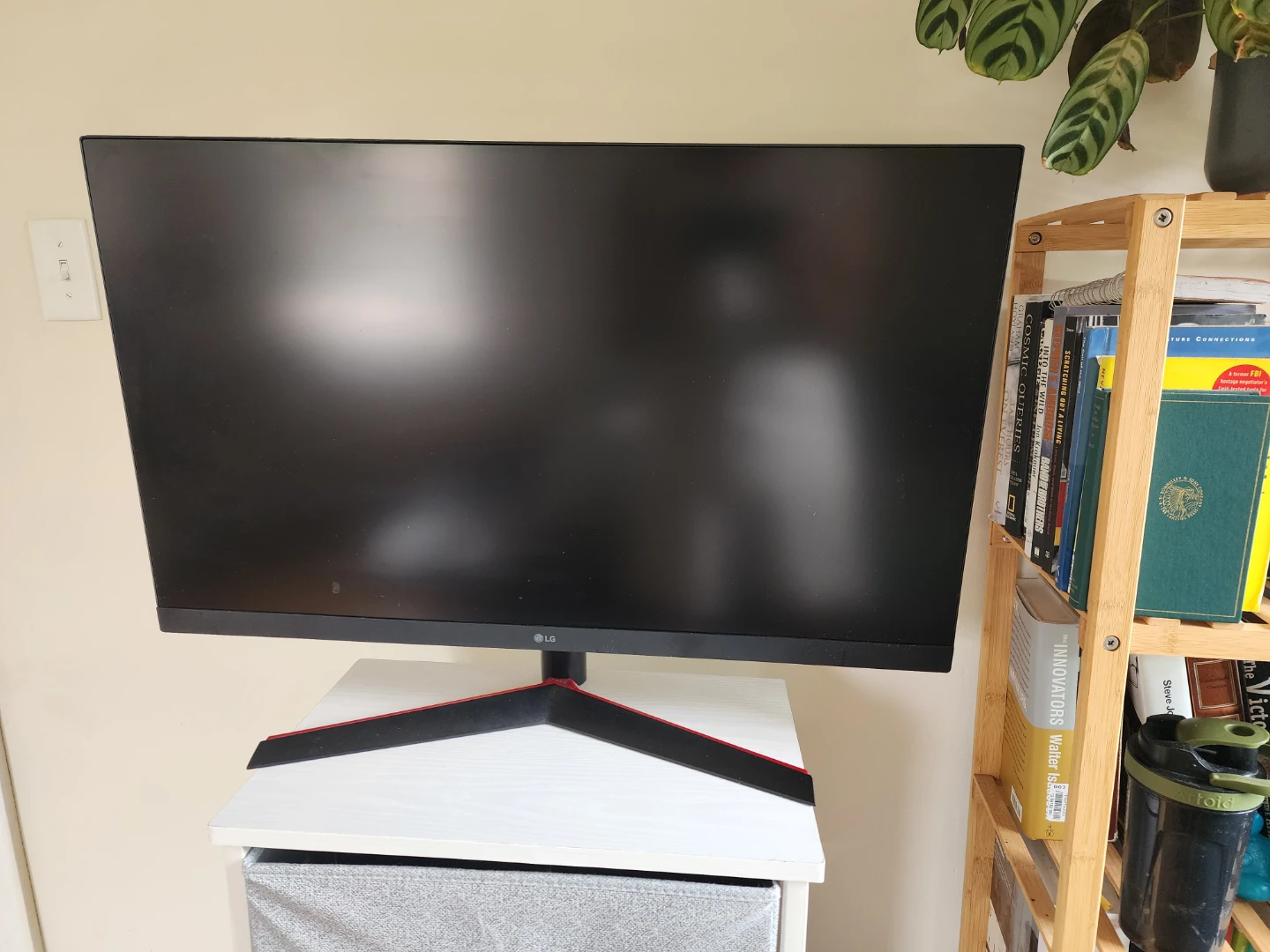 LG Ultra Gear 32" Gaming Monitor - photo 2
