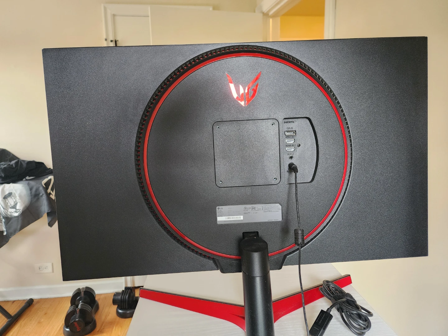 LG Ultra Gear 32" Gaming Monitor - photo 3