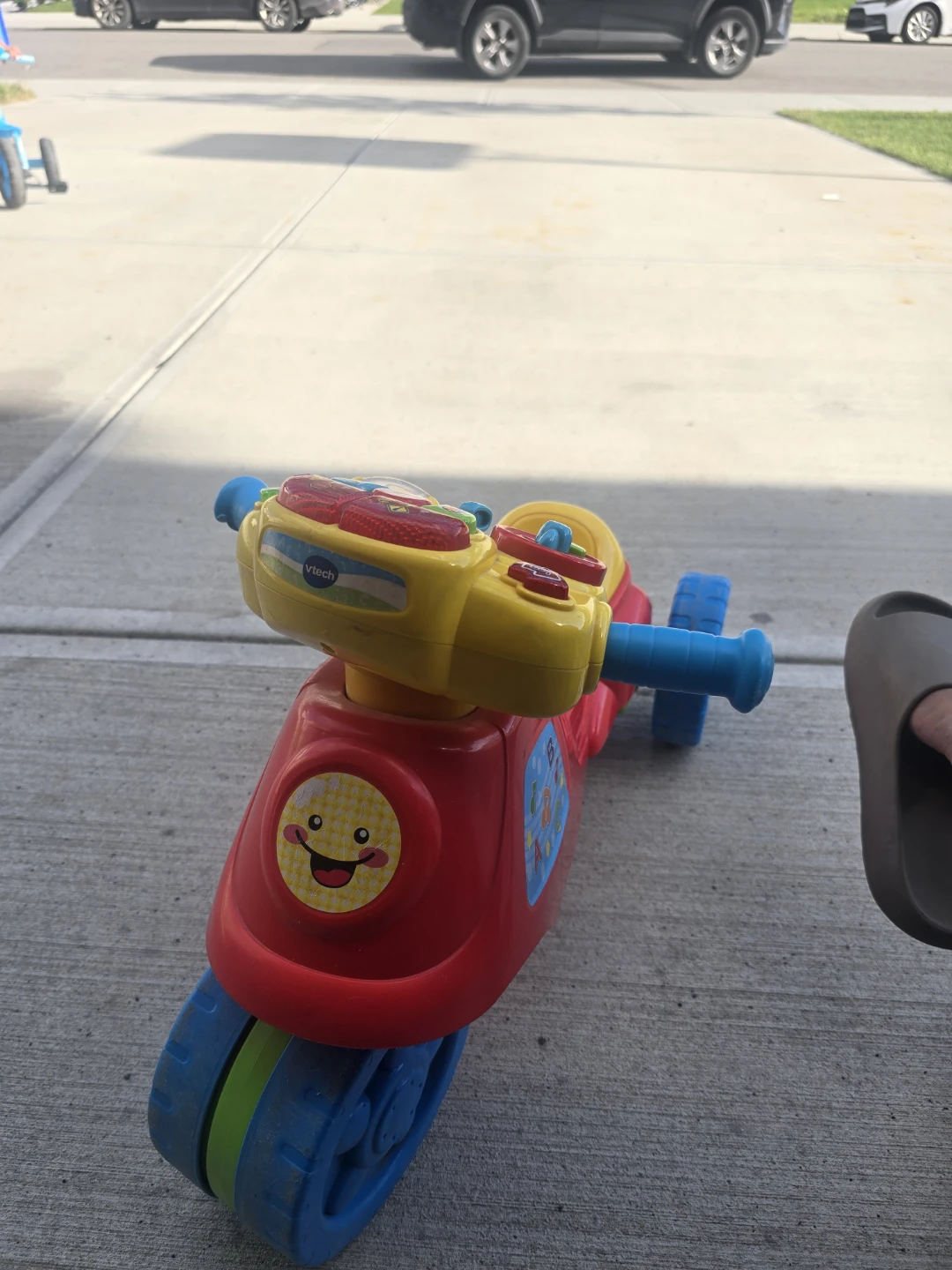 VTech Ride-On Toy Scooter - photo 2