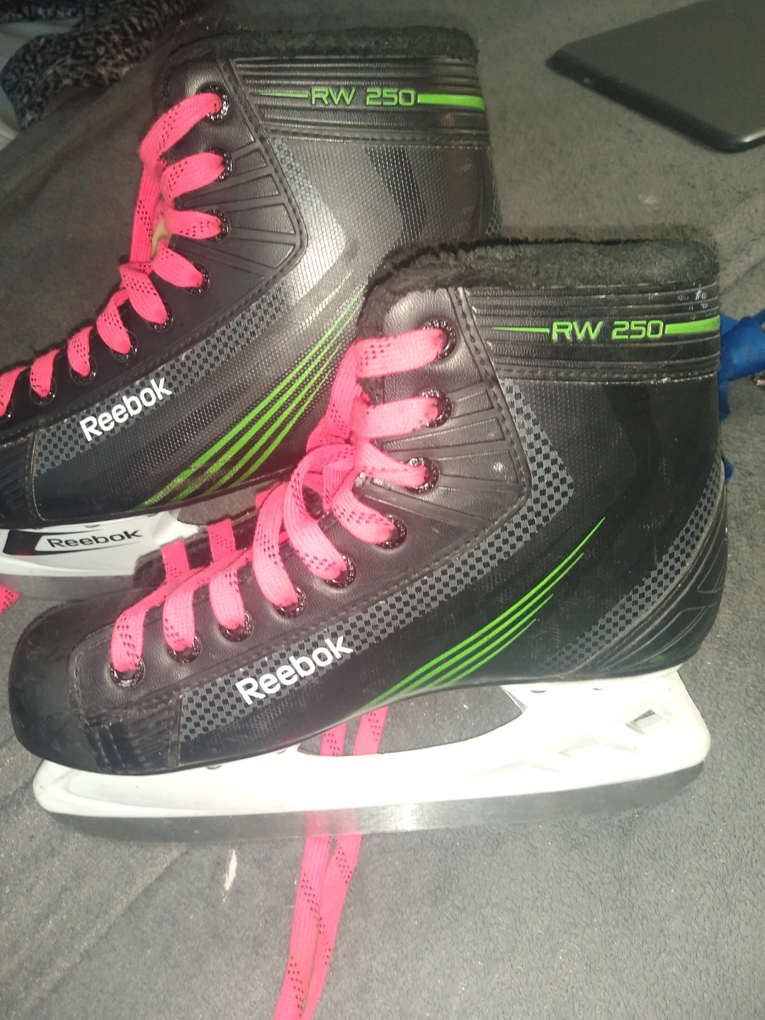 Reebok RW 250 black men's skates - photo 2