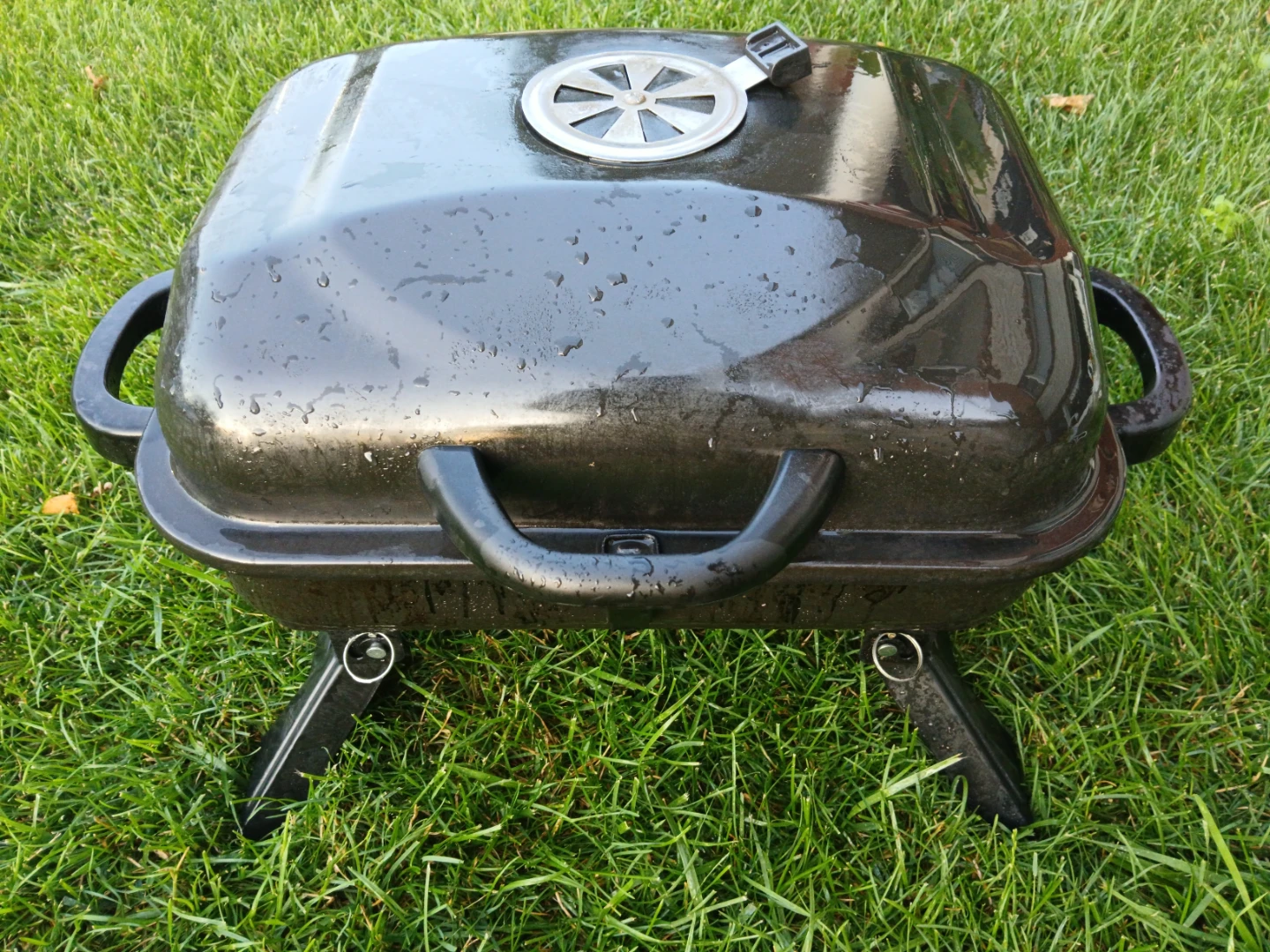 Black Portable Charcoal Grill - photo 4