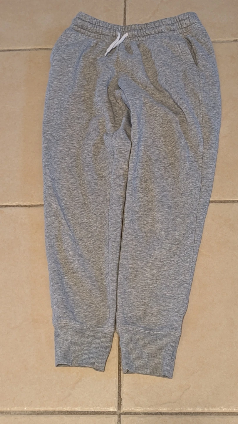 Puma kids Grey Sweatpants L 10-12 - photo 4