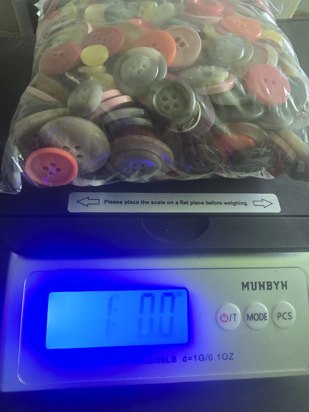 1LB Mixed Craft Buttons – Large Bag – $15 Each - photo 2