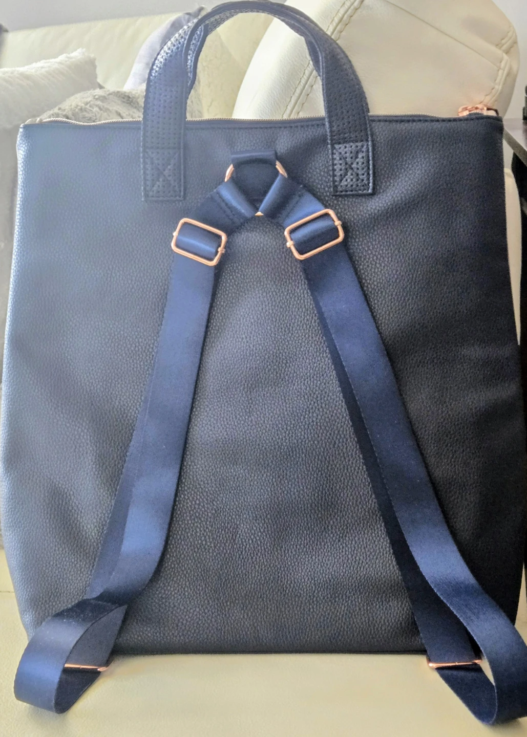 Brand New Caboodles 2 in 1 Laptop Backpack/Tote Bag - photo 3