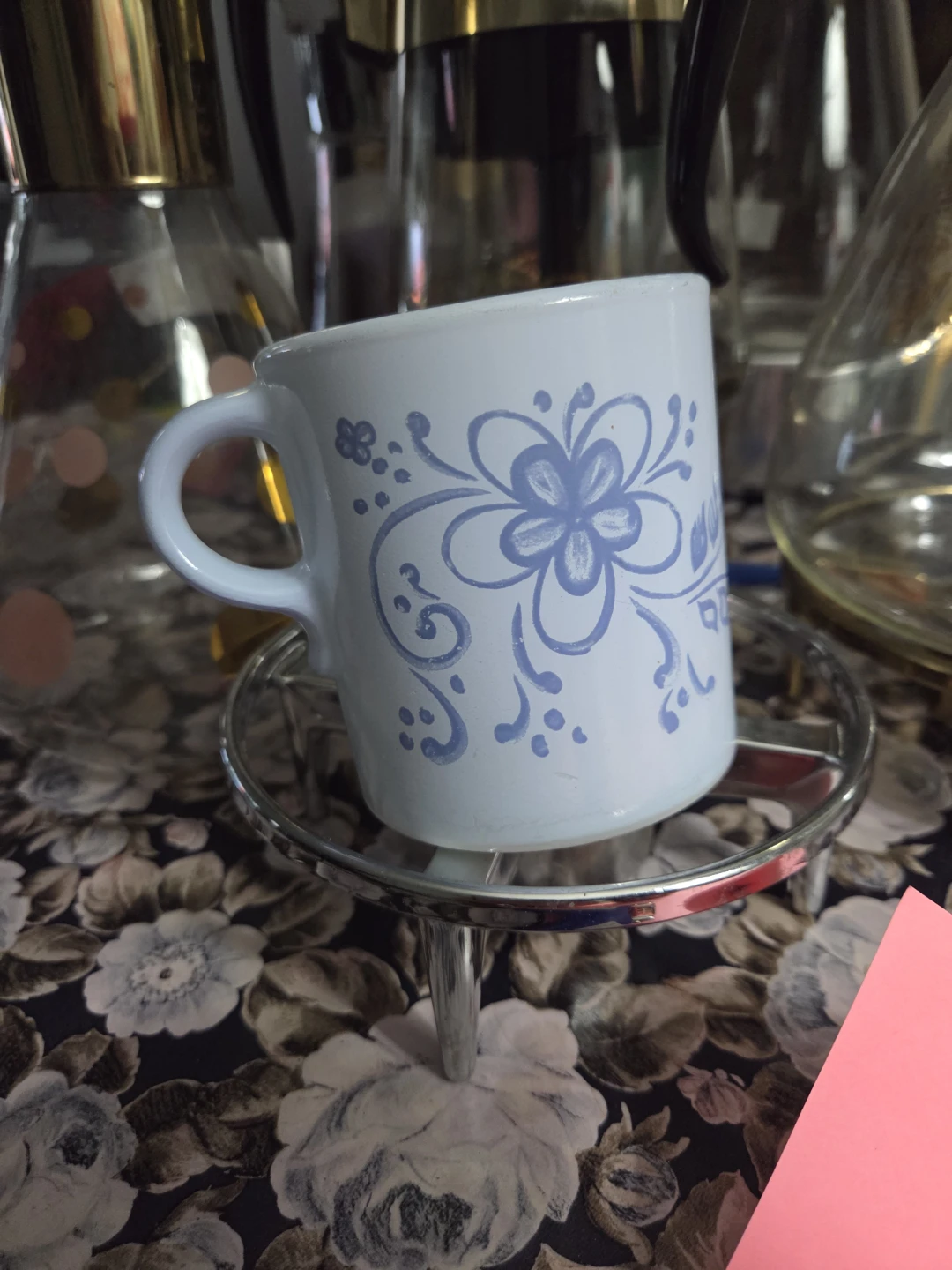 Pyrex vintage Mug with Blue Floral Design - photo 2
