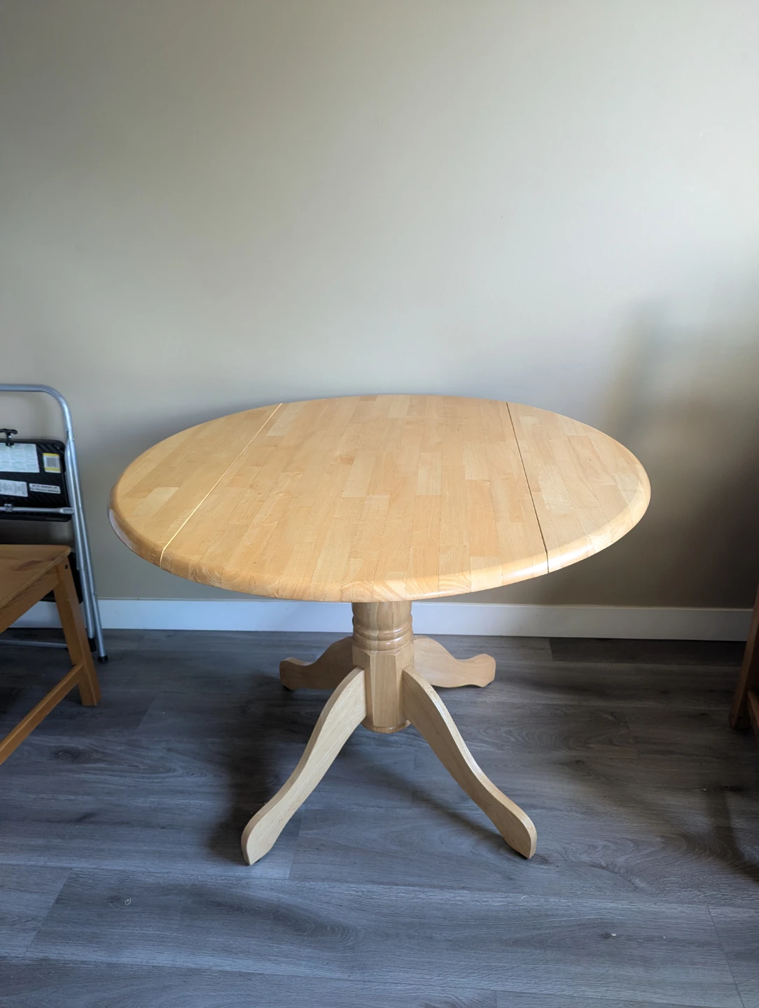 Free table