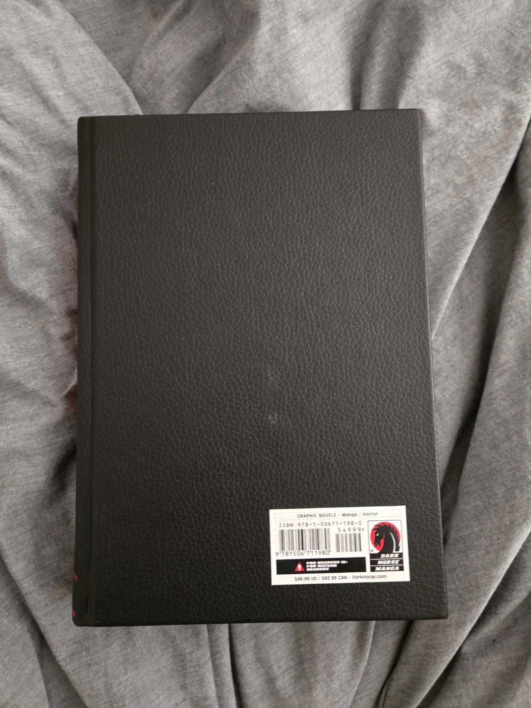 Berserk Deluxe: Volume 1 - photo 3