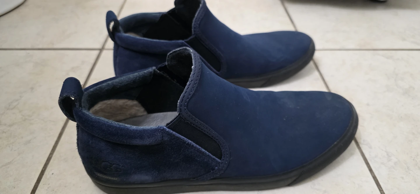 UGG Waterproof Slip-On Boots - Size 8 - photo 2