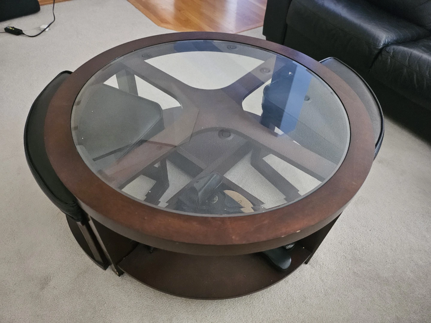 Black Leather Sofa Set plus coffee table - photo 4
