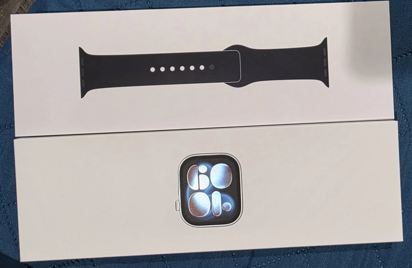 BNIB Factory Sealed Apple Watch Series 11 GPS 46mm Space Grey - photo 2