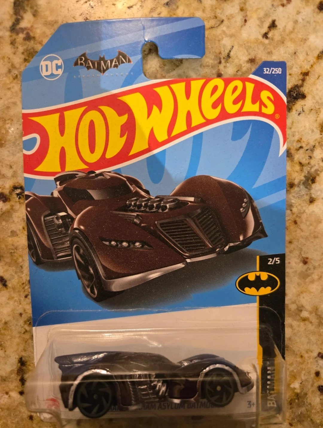 Hot Wheels Batman Arkham Knight Die-cast Car - photo 3