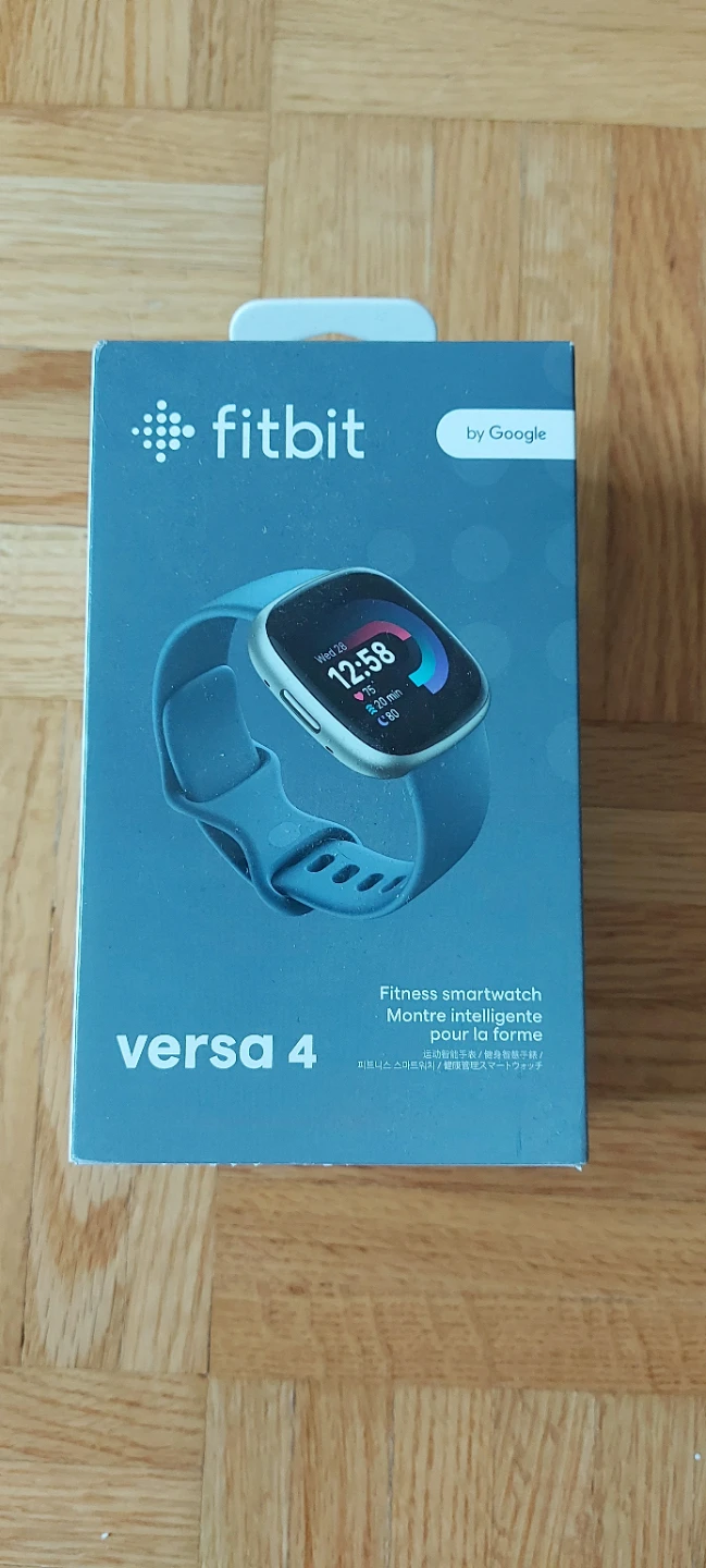 Fitbit Versa 4 Fitness Smartwatch