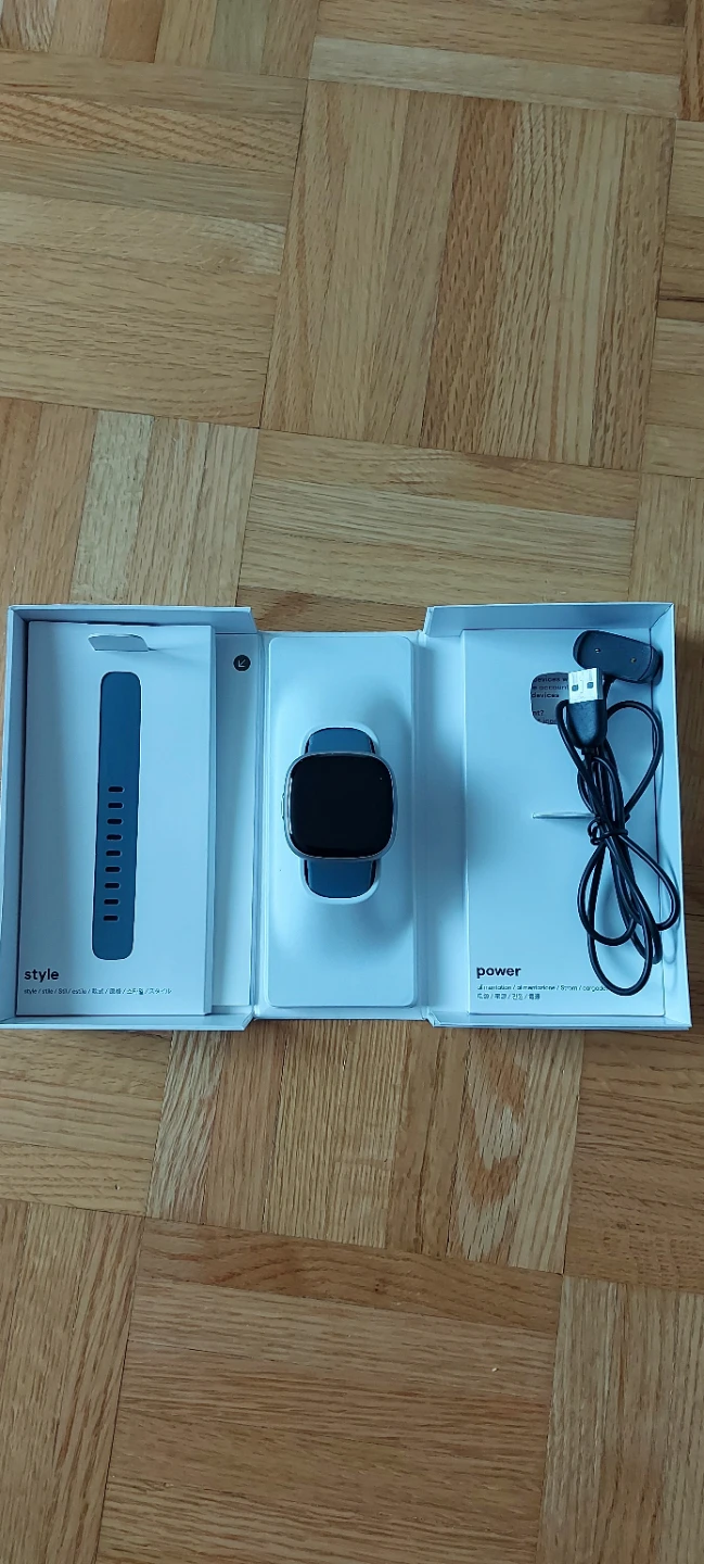 Fitbit Versa 4 Fitness Smartwatch - photo 2