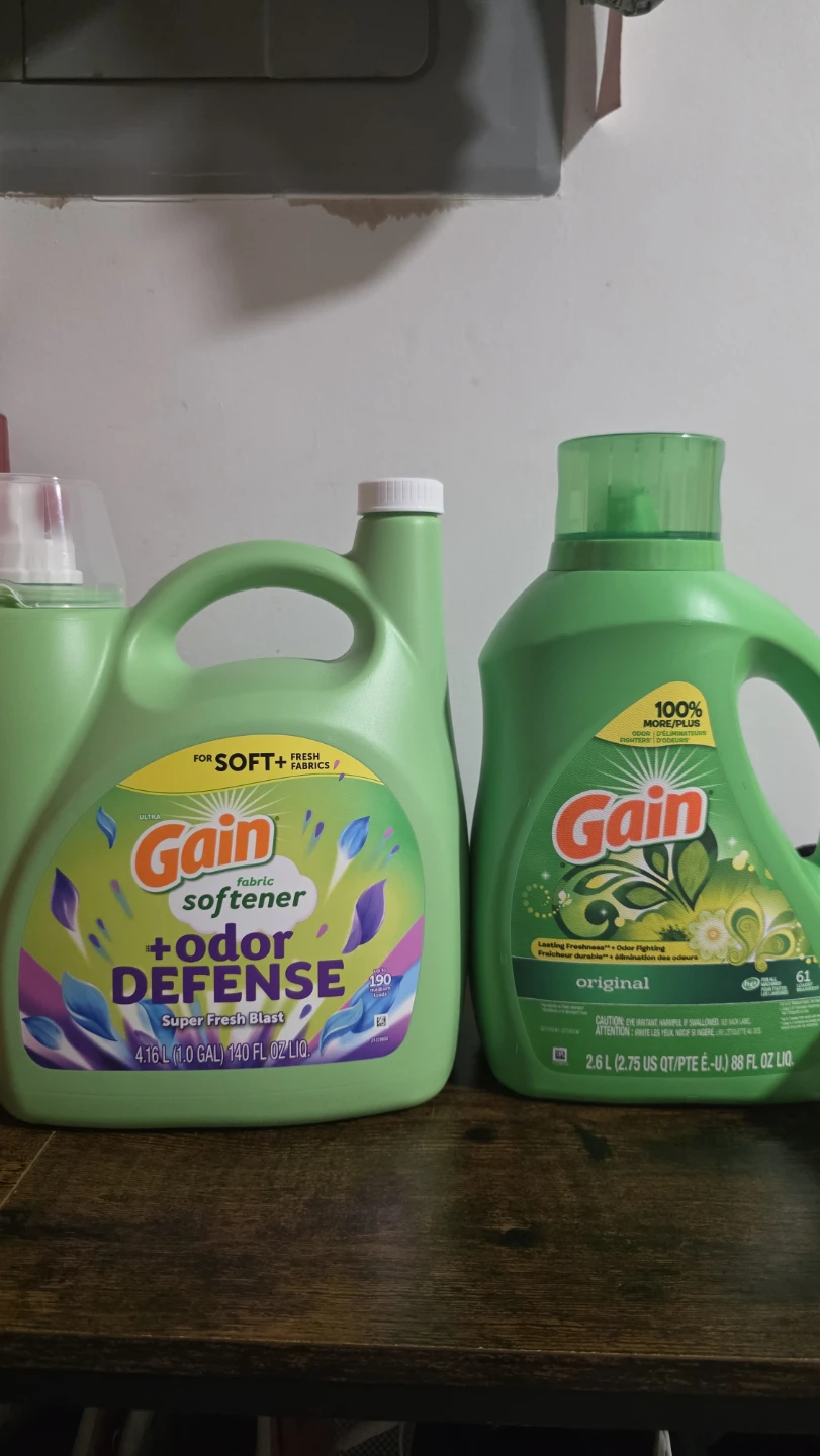 Gain Fabric Softener & Original Liquid Detergent Bundle - photo 2