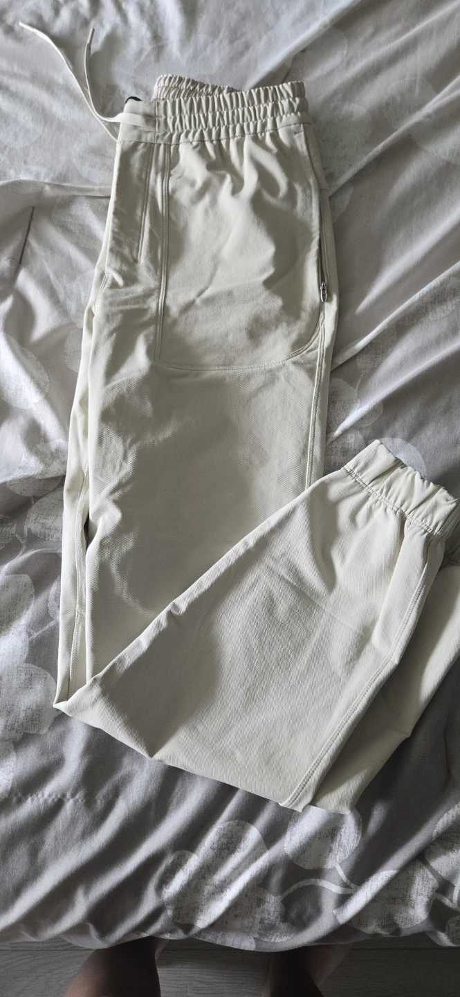 Lululemon ABC Joggers - Natural Ivory -Worn Once) - photo 2