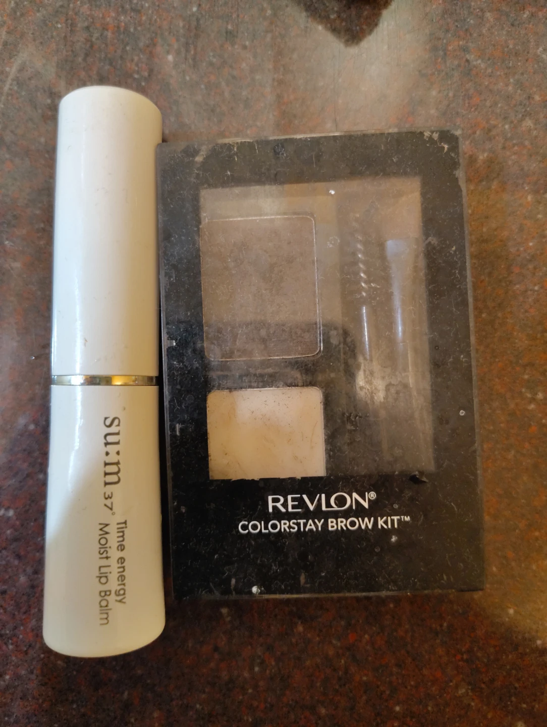 Revlon ColorStay Brow Kit & Su:m37 Moist Lip Balm