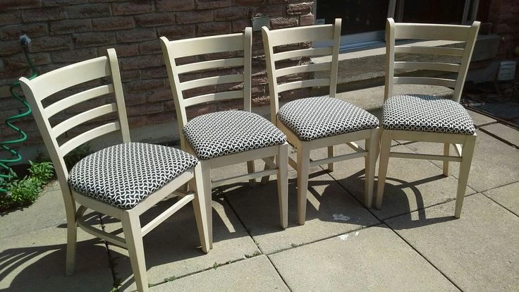 Set of 4 Dining Chairs