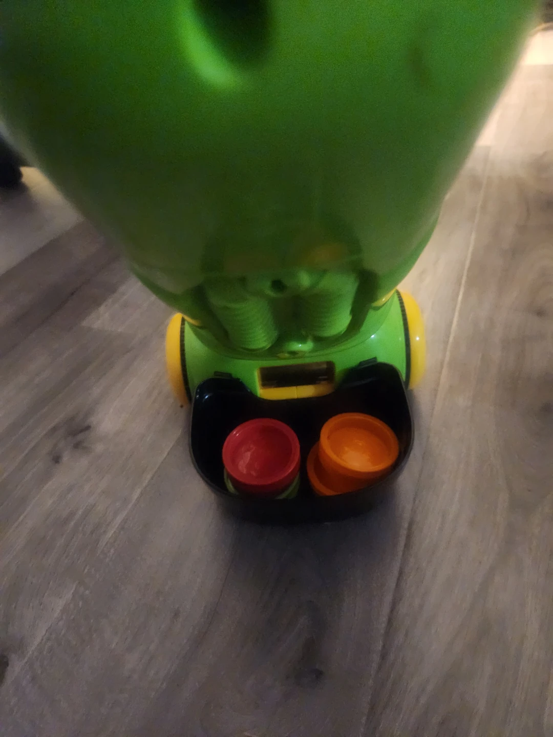 LeapFrog Pick Up & Count Vacuum Toy - photo 2