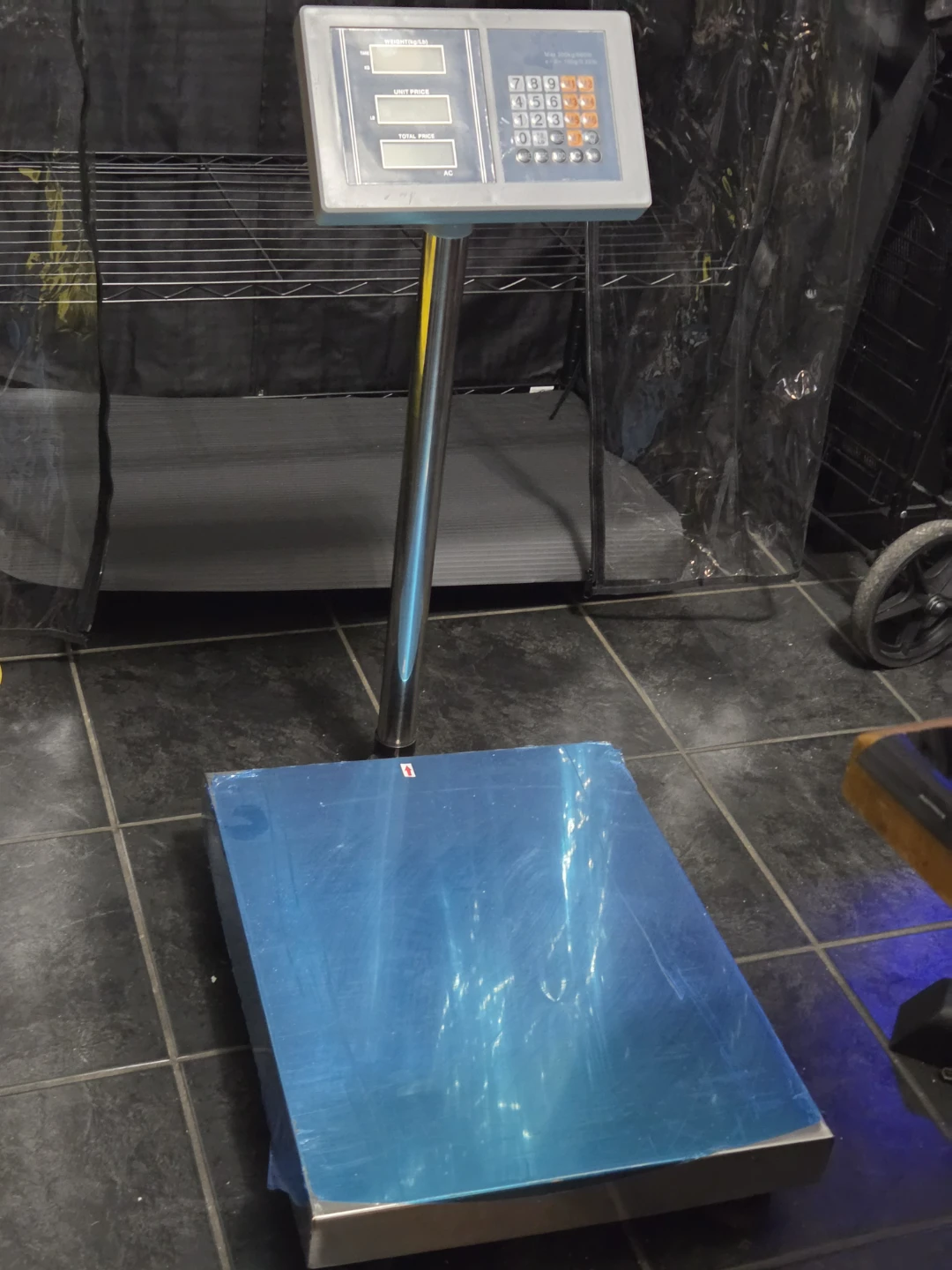 Small industrial scale