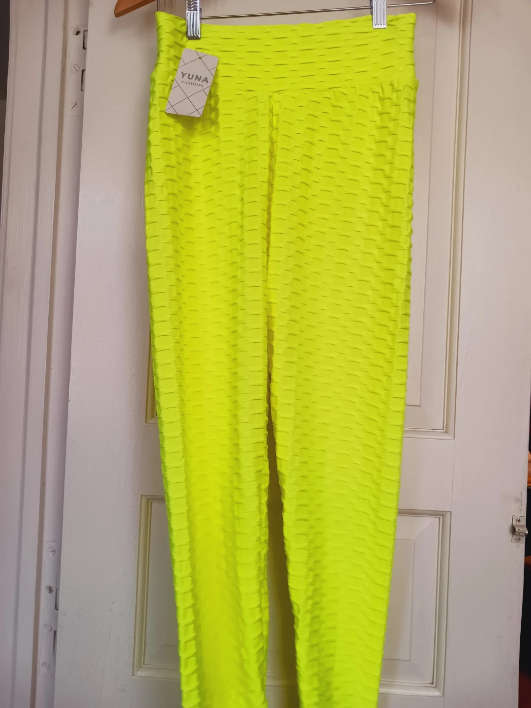 New!!!  Neon Yellow Textured Leggings S/M - photo 2