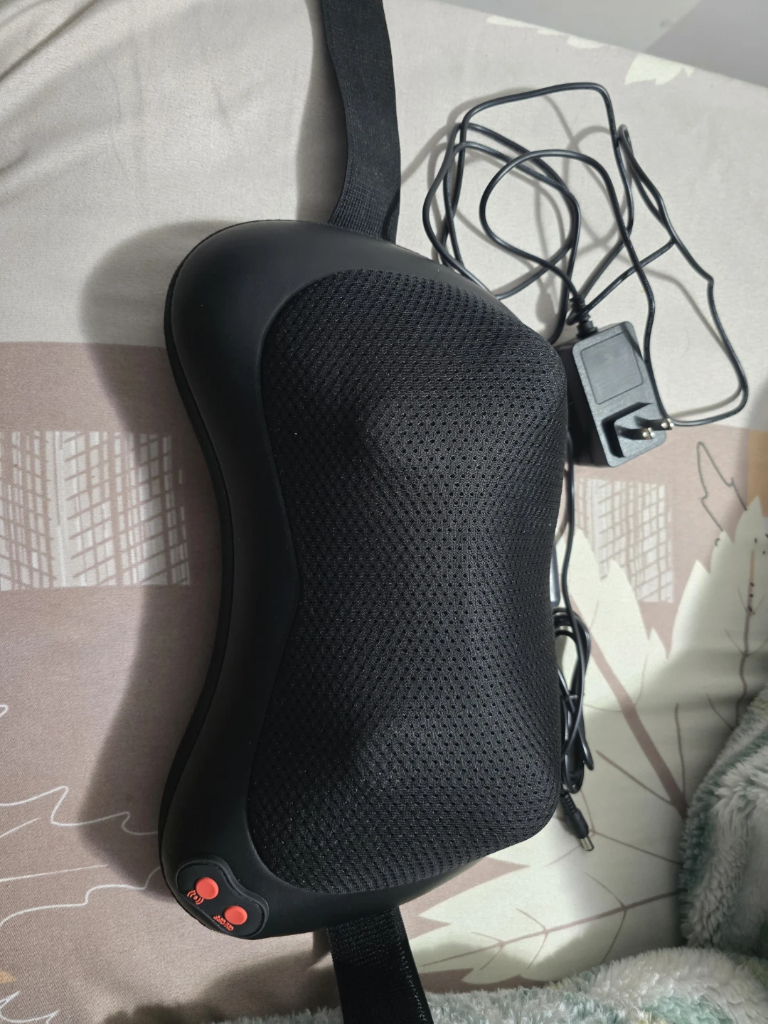 Shiatsu Neck and Back Massager Pillow - photo 2
