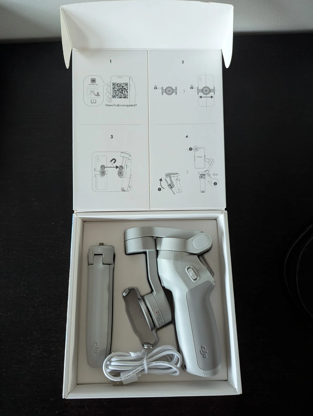 DJI Osmo Mobile SE Smartphone Gimbal - photo 4