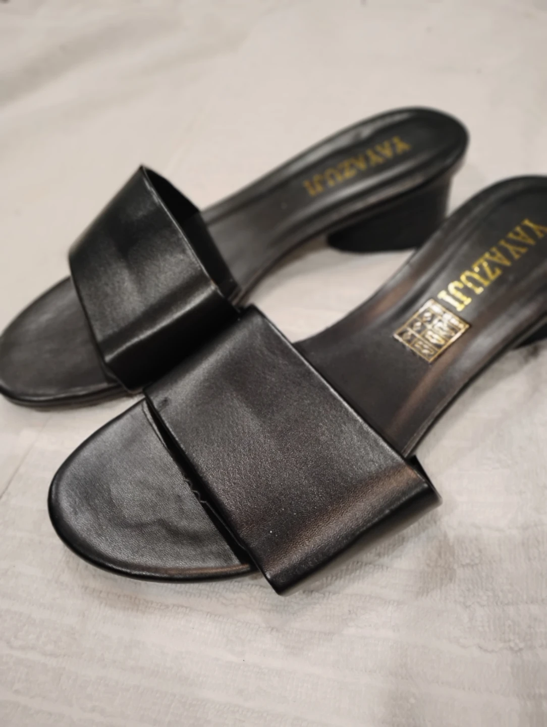 Black YAYAZULI Slip-On Heeled Sandals - photo 2