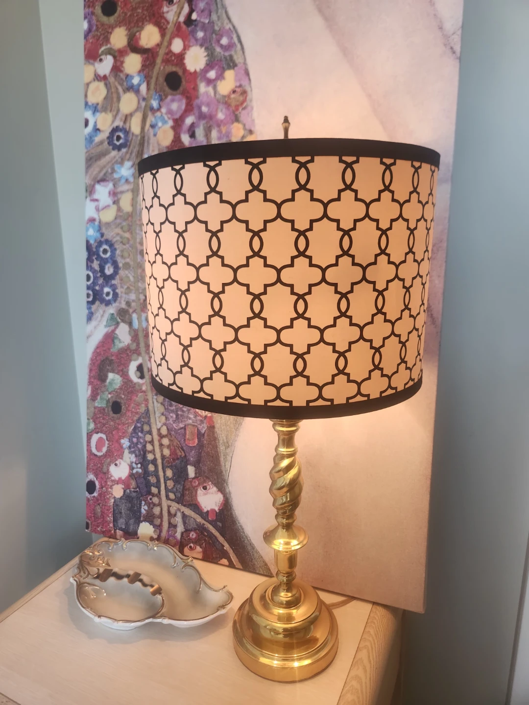 1970s 2 bulb Table Lamp with Decorative Shade - photo 4