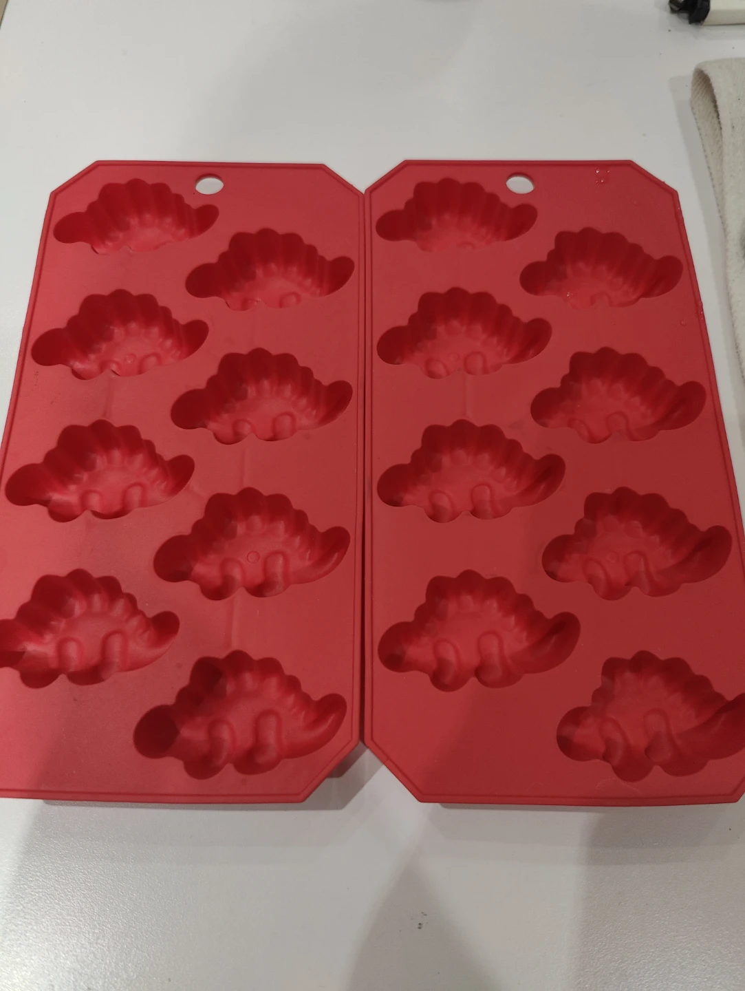 Dino ice trays