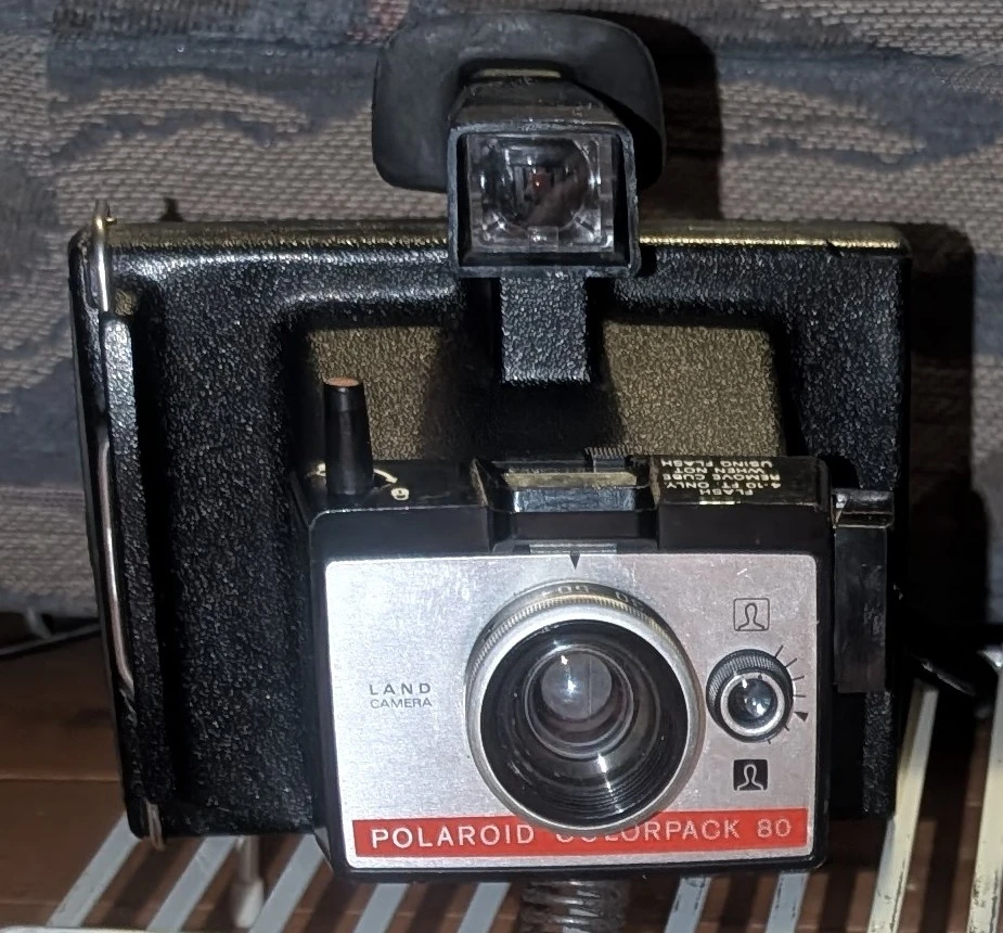 Vintage Kodak & Polaroid Instant Cameras - photo 5