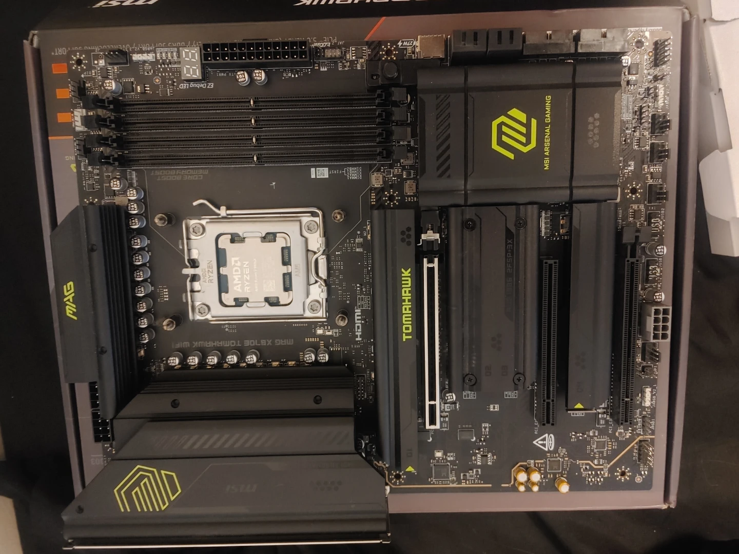 Mag X870e Tomahawk Wifi mobo + Ryzen 9 9900x cpu - photo 4