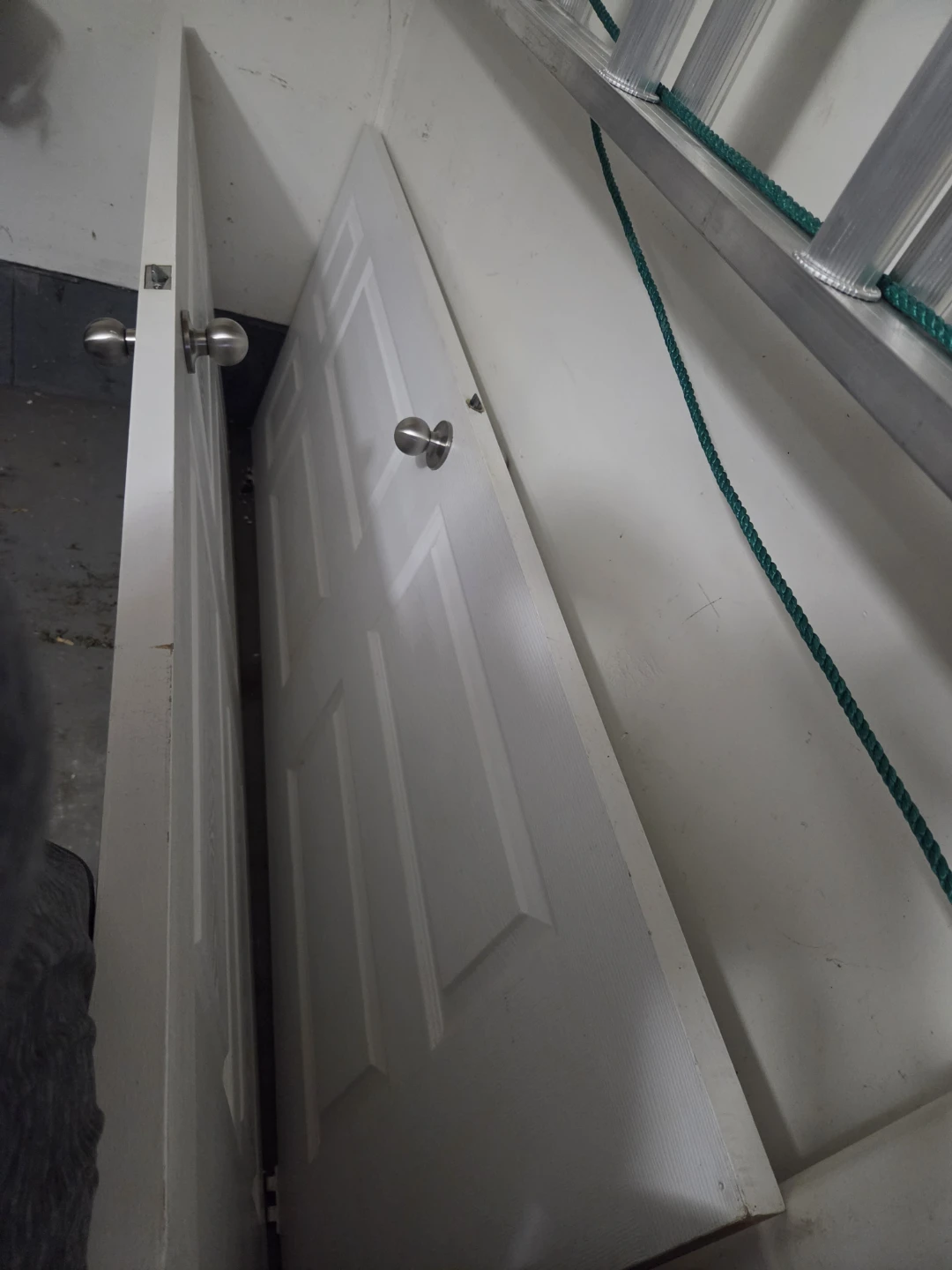 Interior doors with door knobs