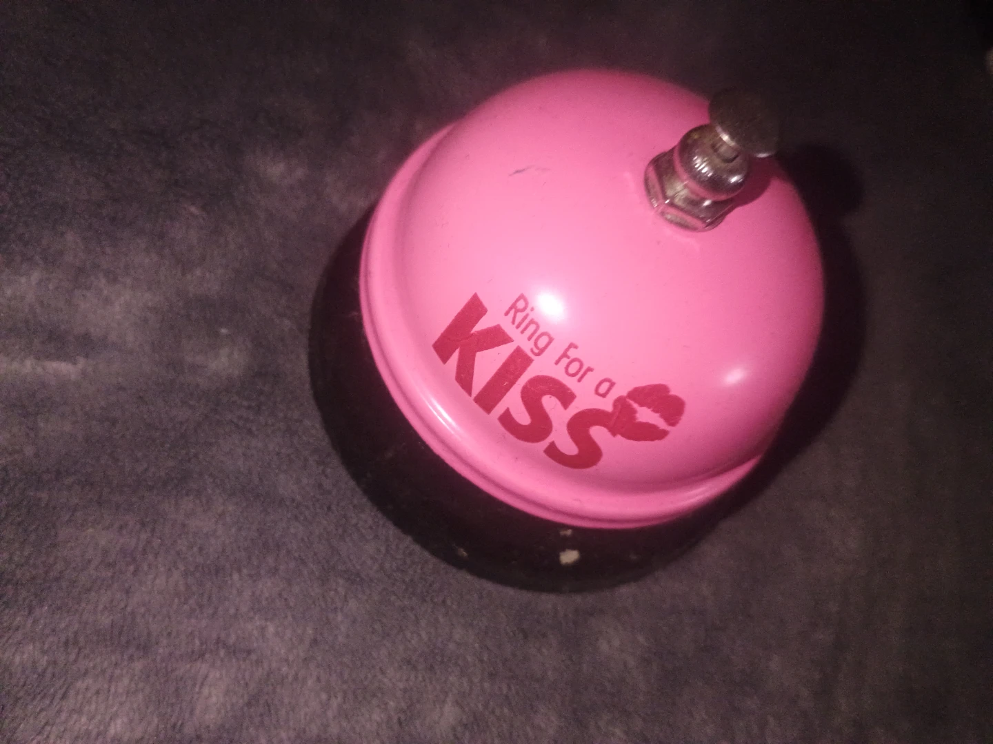 Ring for kiss bell