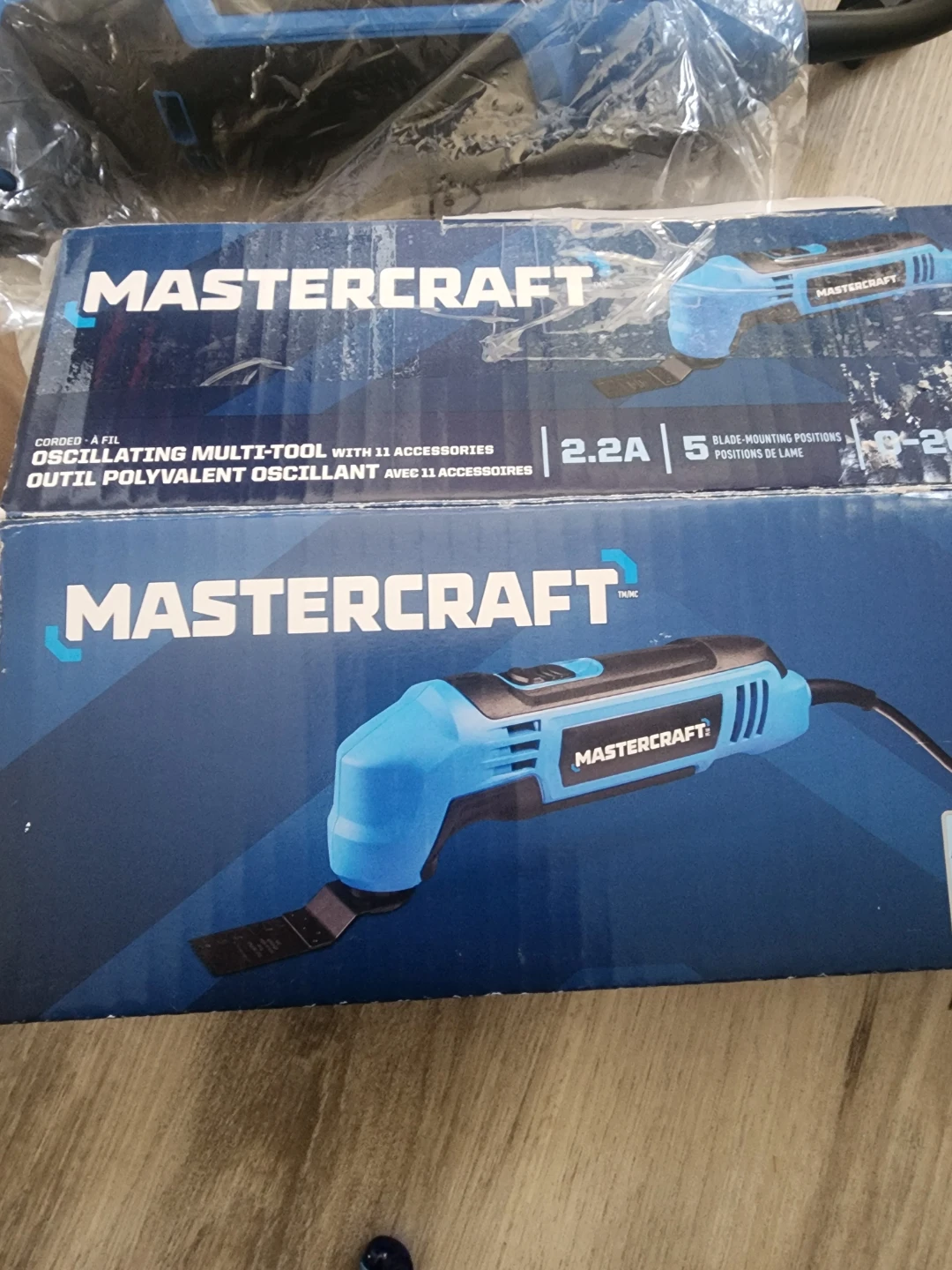 MASTERCRAFT Oscillating Multi-Tool with 11 Accessories - photo 2