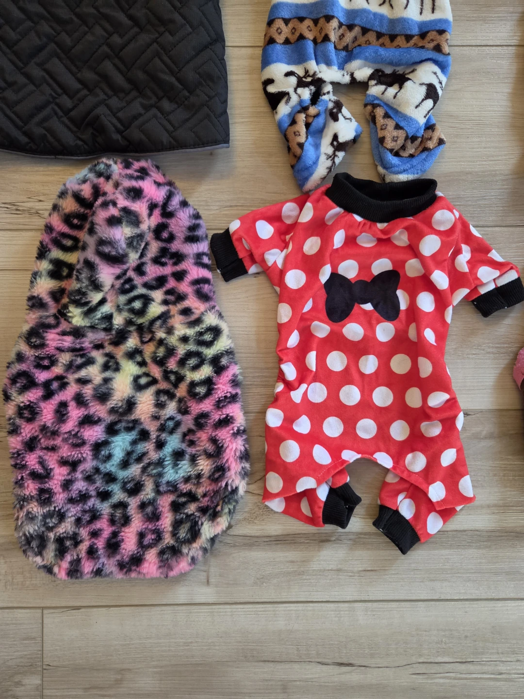 Bundle of 6 Pet Dog Outfits Size Small & Medium - photo 3