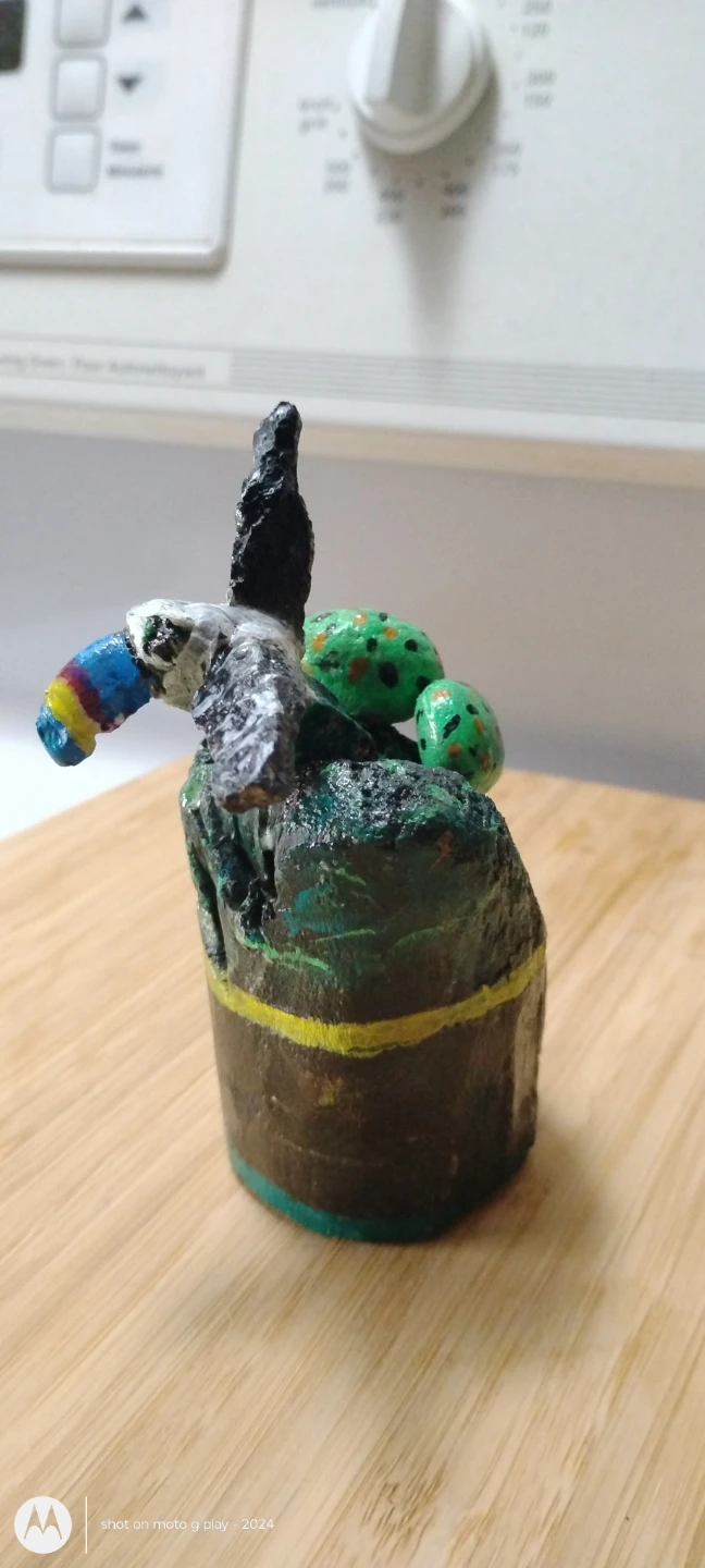Hand crafted Tucan bird made of drift wood and stone - photo 2