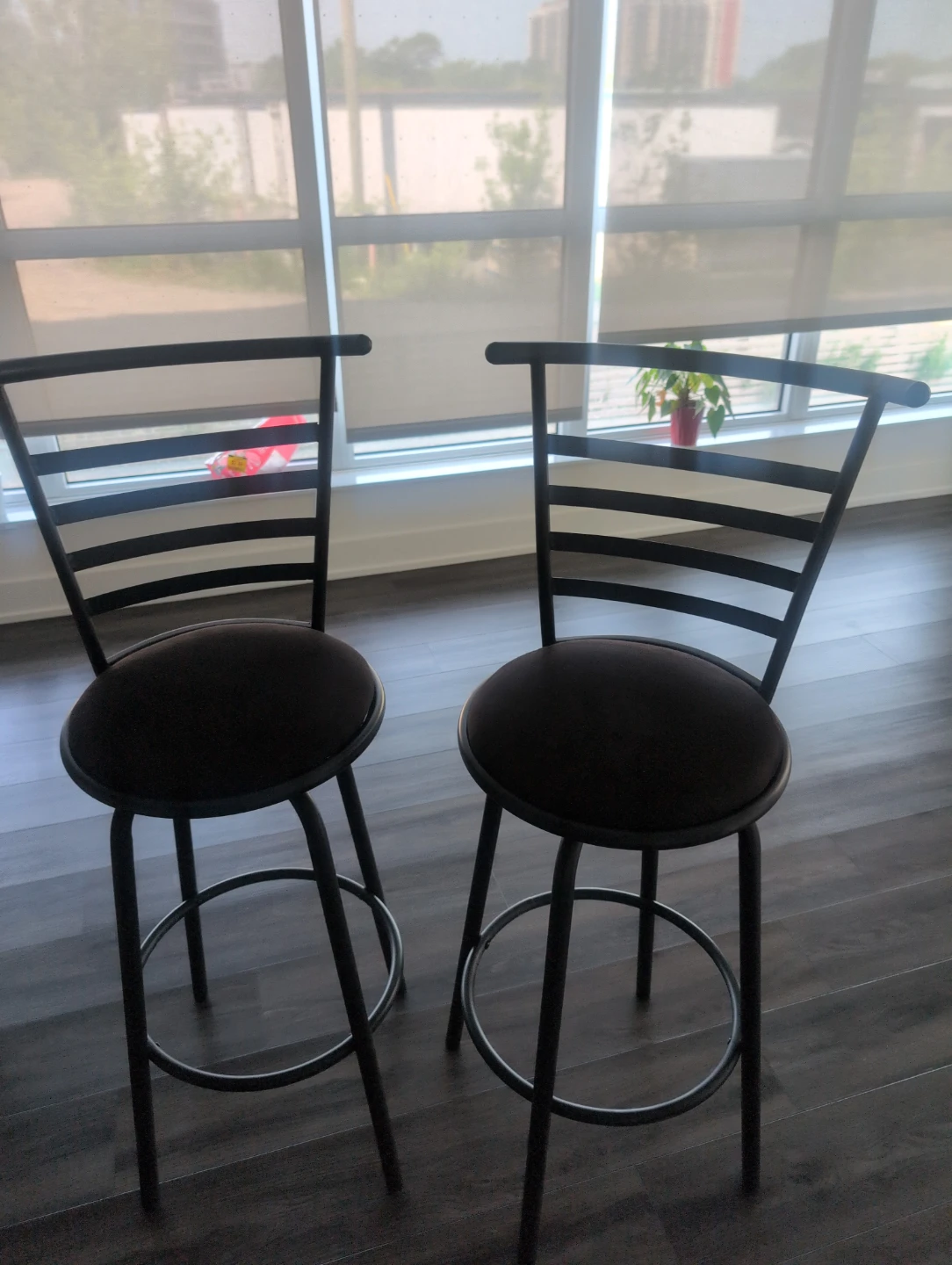 Set of 2 Black Bar Stools