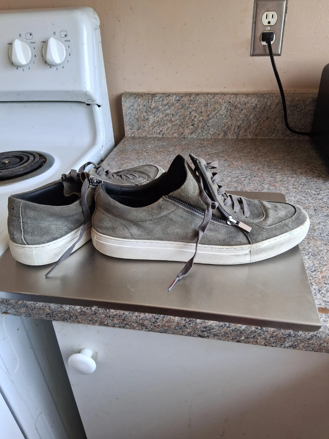 HUGO BOSS Suede Zip & tie  Sneakers